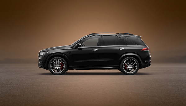 side photo of a Mercedes GLE